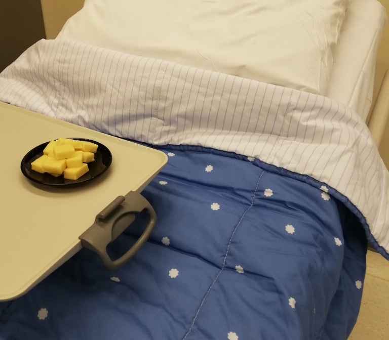 Pre-sleep feeding to increase protein intake in older patients during hospitalisation